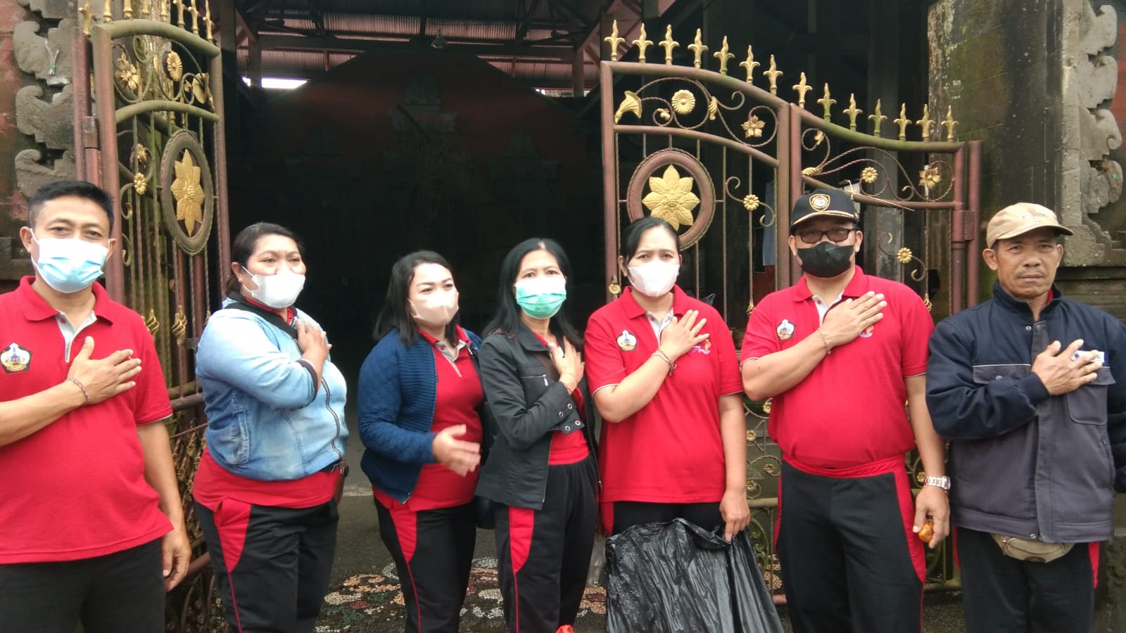 Kegiatan Pengumpulan sampah plastik dalam rangka Hari Peduli Sampah Nasional (HSPN) 